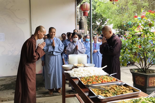 One - Day Retreat at Dong Cao pagoda