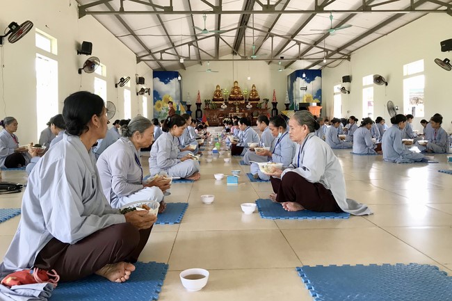 One - Day Retreat at Dong Cao pagoda