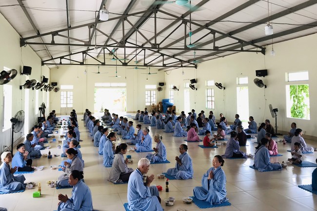 One - Day Retreat at Dong Cao pagoda