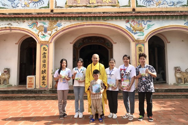 One - Day Retreat at Dong Cao pagoda