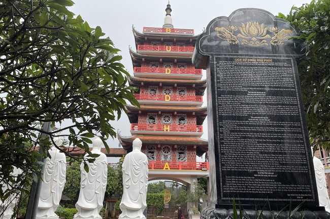 One-Day together peaceful Retreat on lunar August at Hoa Phuc Pagoda