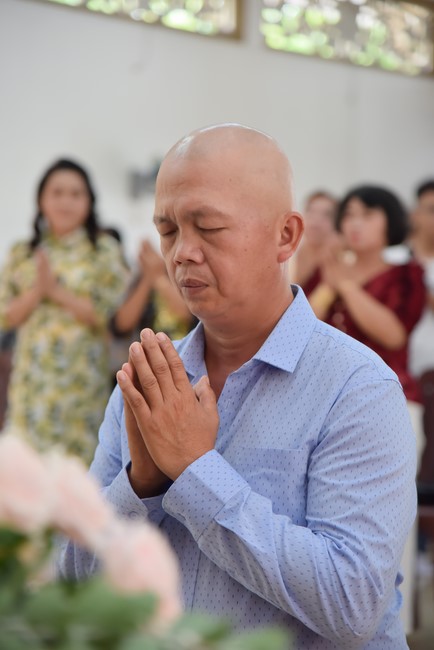 Wedding Ceremony at the pagoda