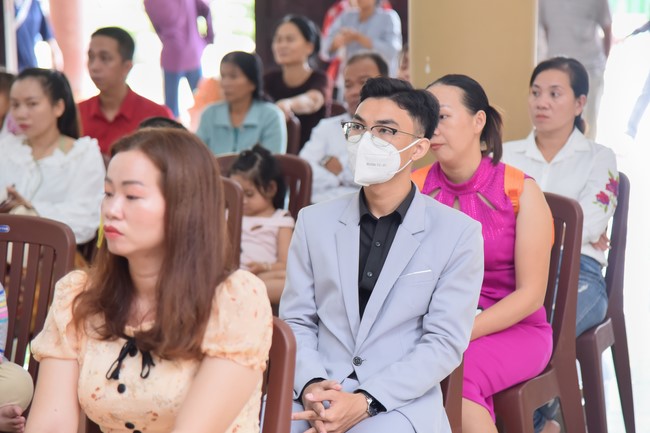 Wedding Ceremony at the pagoda