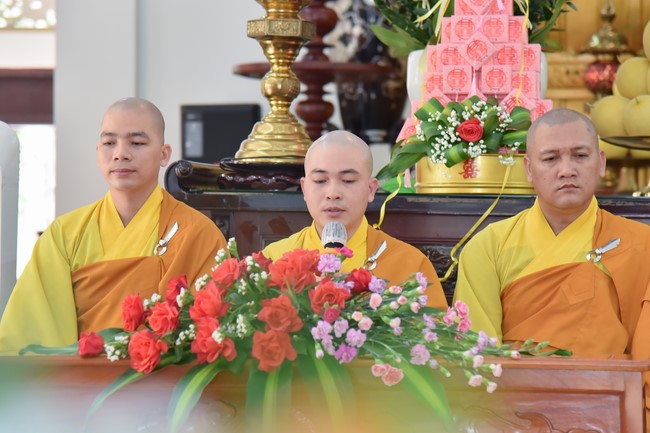 Wedding Ceremony at the pagoda