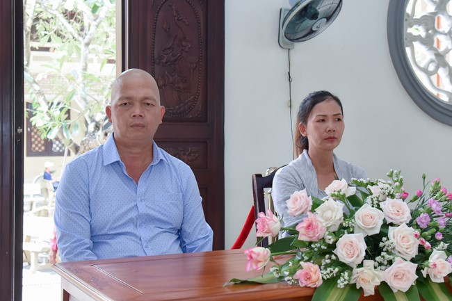 Wedding Ceremony at the pagoda