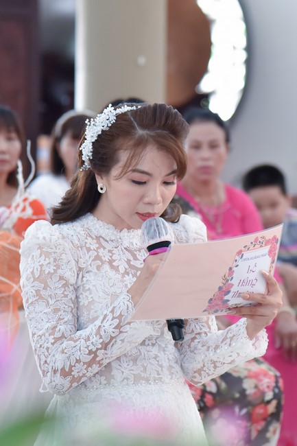 Wedding Ceremony at the pagoda