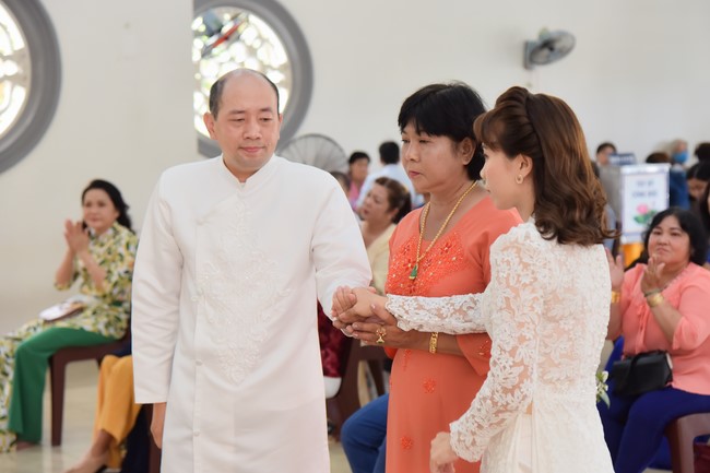 Wedding Ceremony at the pagoda