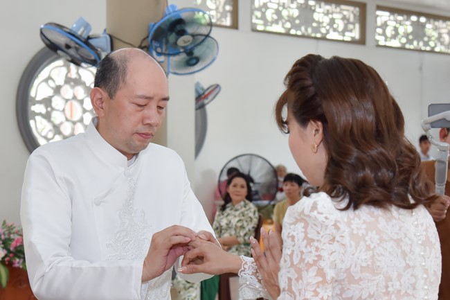 Wedding Ceremony at the pagoda