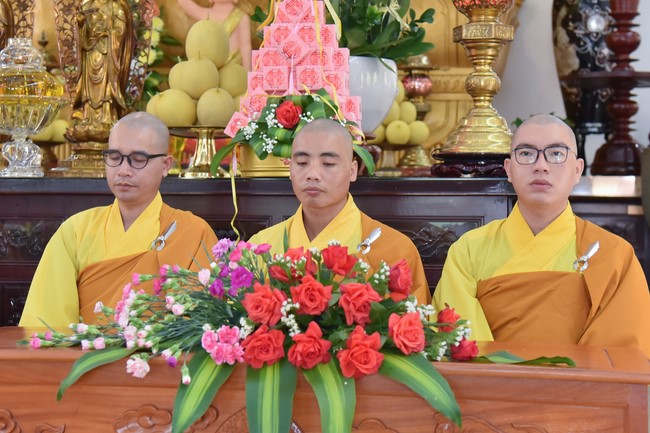 Wedding Ceremony at the pagoda