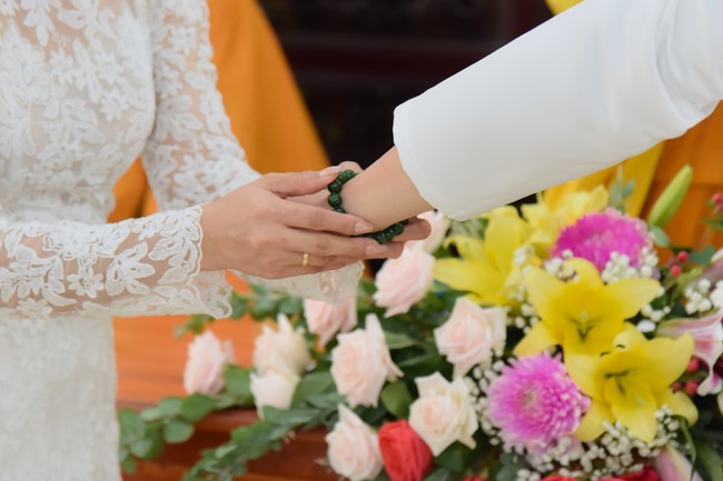 Wedding Ceremony at the pagoda