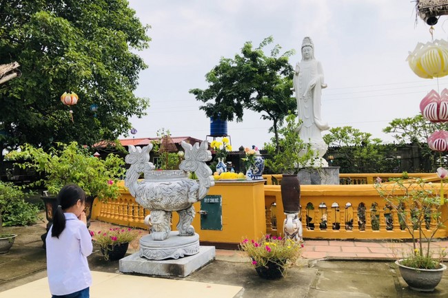 The charity program on Sep. at Dong Cao Pagoda