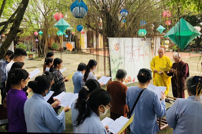 The charity program on Sep. at Dong Cao Pagoda