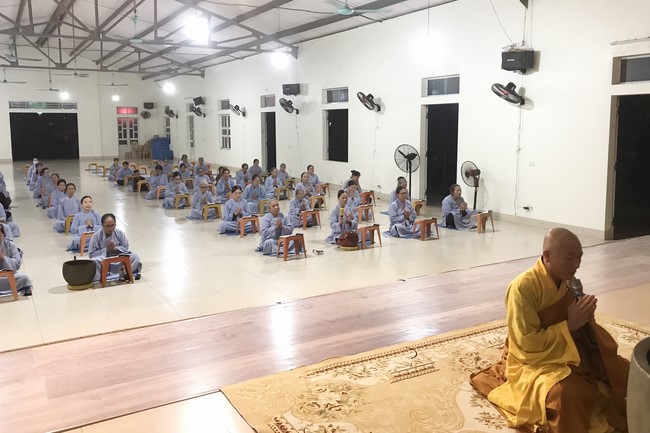 Repentant Ceremony at Dong Cao pagoda