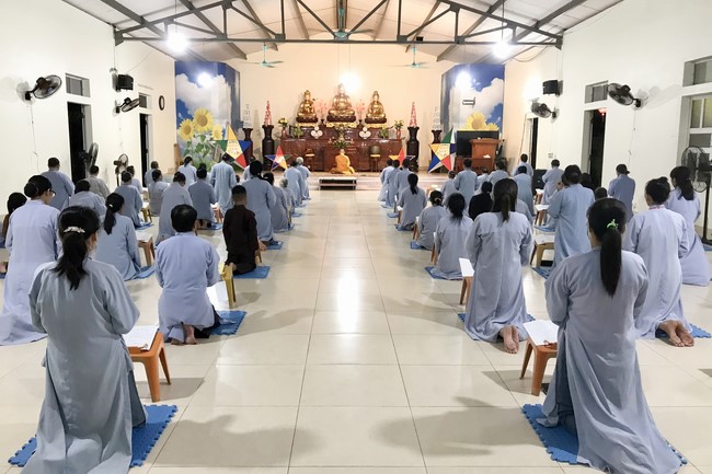 Repentant Ceremony at Dong Cao pagoda