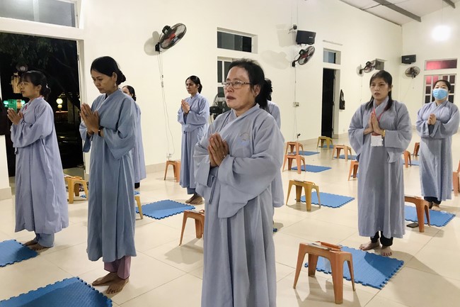 Repentant Ceremony at Dong Cao pagoda