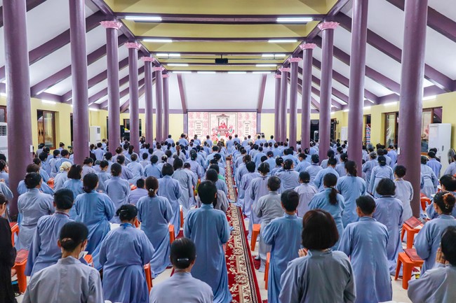 The six-sense together repentant Ceremony on Aug. 30th, Year of the Tiger at Hoa Phuc Pagoda