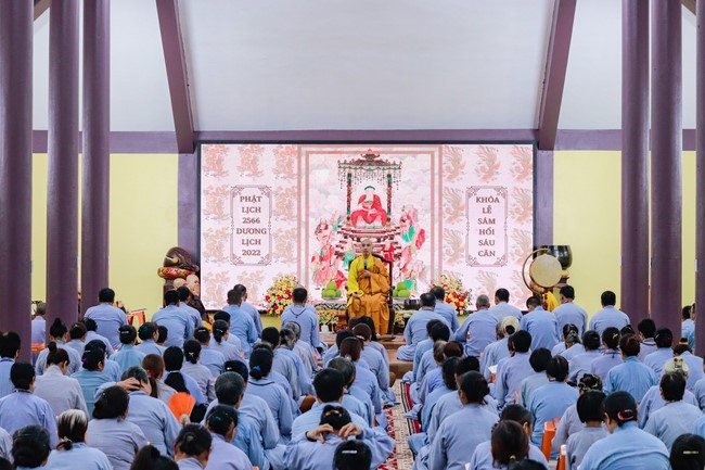 The six-sense together repentant Ceremony on Aug. 30th, Year of the Tiger at Hoa Phuc Pagoda