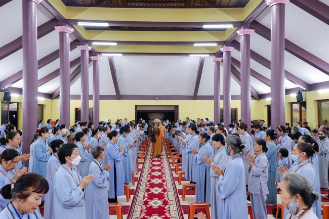 The six-sense together repentant Ceremony on Aug. 30th, Year of the Tiger at Hoa Phuc Pagoda