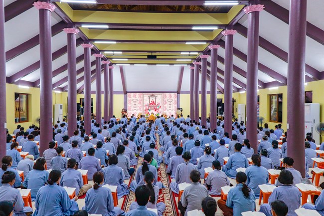 The six-sense together repentant Ceremony on Aug. 30th, Year of the Tiger at Hoa Phuc Pagoda