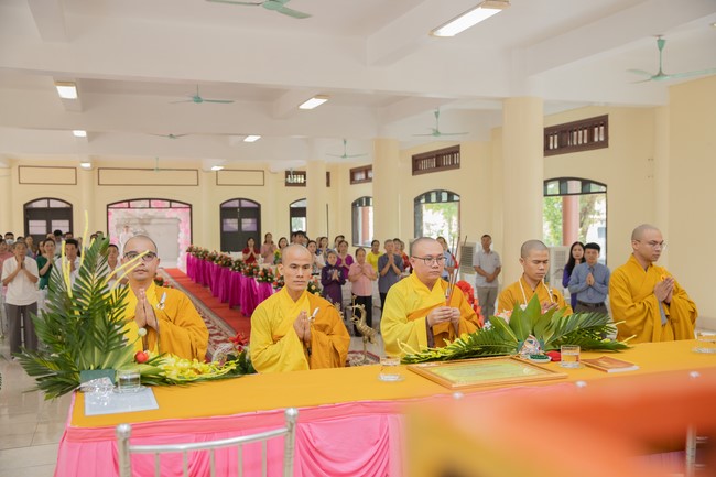 Chùa Tây Khánh: Lễ Hằng Thuận