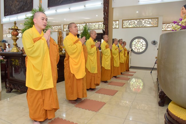 Wedding Ceremony at the pagoda