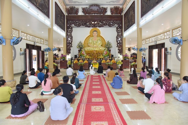 Wedding Ceremony at the pagoda