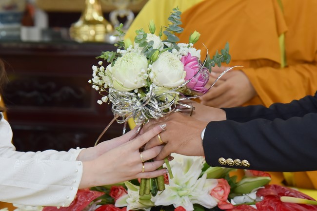 Wedding Ceremony at the pagoda