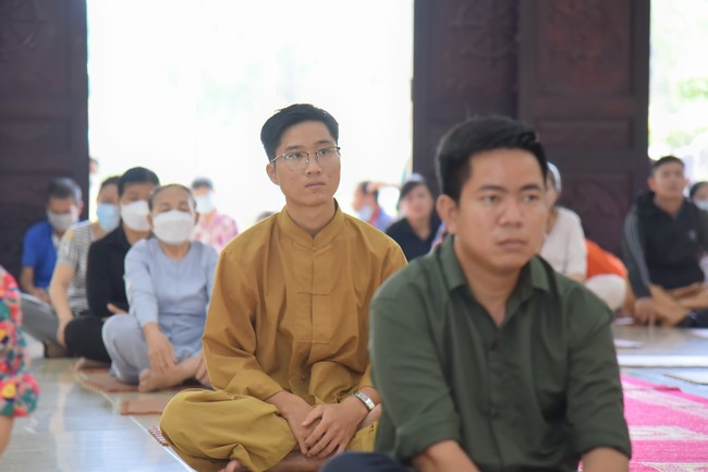 Wedding Ceremony at the pagoda