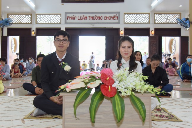 Wedding Ceremony at the pagoda