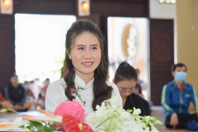 Wedding Ceremony at the pagoda