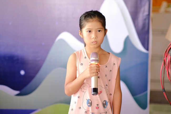 The Full Moon Giving Kids at An Huong Pagoda, An Giang