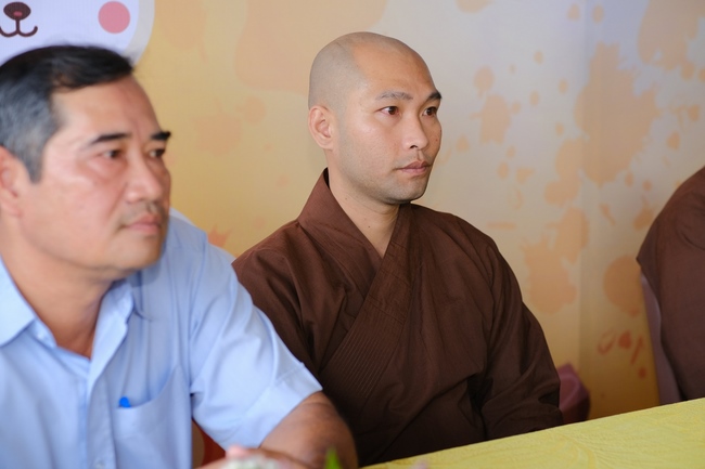 The Full Moon Giving Kids at An Huong Pagoda, An Giang