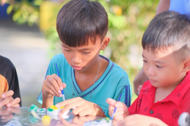 The Full Moon Giving Kids at An Huong Pagoda, An Giang