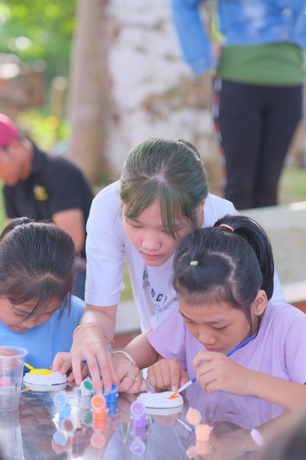The Full Moon Giving Kids at An Huong Pagoda, An Giang