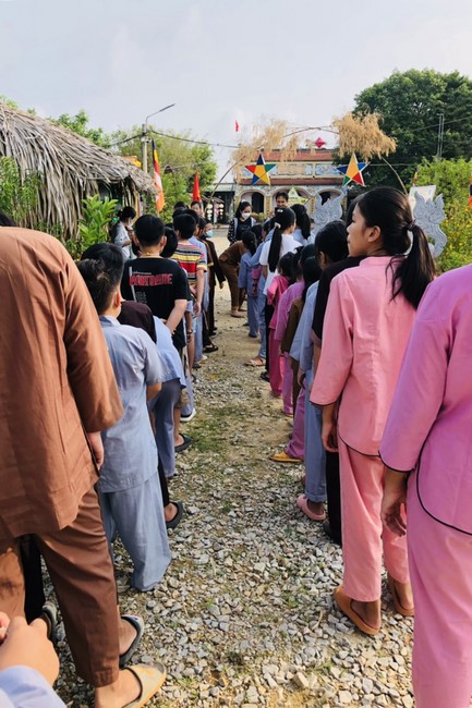 The 10th Lotus seeds Sowing Retreat at Dong Cao Pagoda