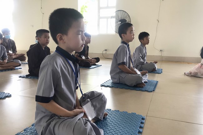 The 10th Lotus seeds Sowing Retreat at Dong Cao Pagoda