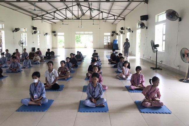 The 10th Lotus seeds Sowing Retreat at Dong Cao Pagoda