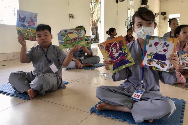 The 10th Lotus seeds Sowing Retreat at Dong Cao Pagoda