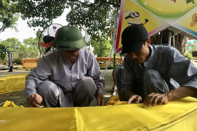 The 10th Lotus seeds Sowing Retreat at Dong Cao Pagoda