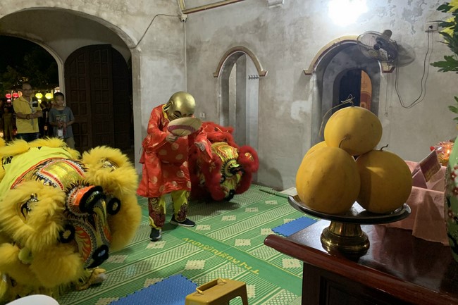 Mid-Autumn Festival at Dong Cao Pagoda- Thanh Hoa