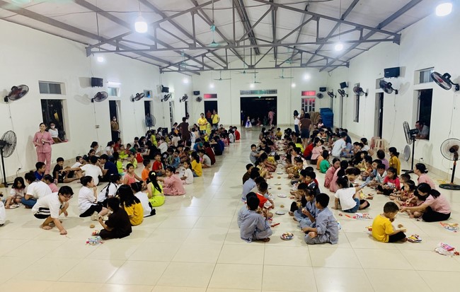 Mid-Autumn Festival at Dong Cao Pagoda- Thanh Hoa