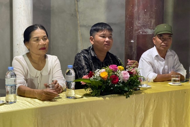 Enjoy the Full Moon Festival at Van Dai Phuoc Pagoda, Ha Tinh