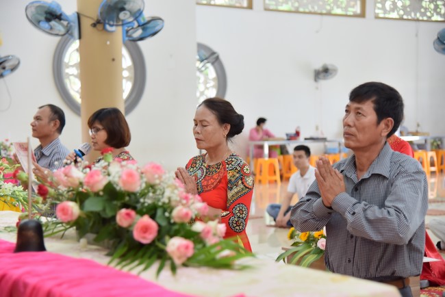 Wedding Ceremony at the pagoda