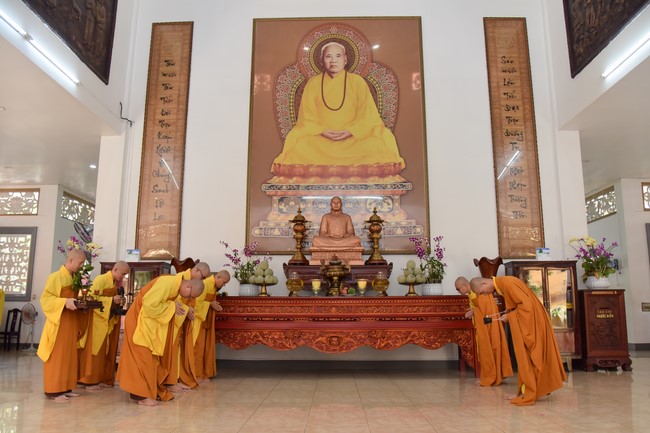 Wedding Ceremony at the pagoda