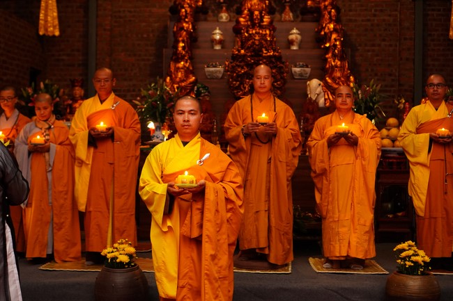 Three-Jewel Refuge Ceremony at Dai Co Viet Pagoda – Yen Bai