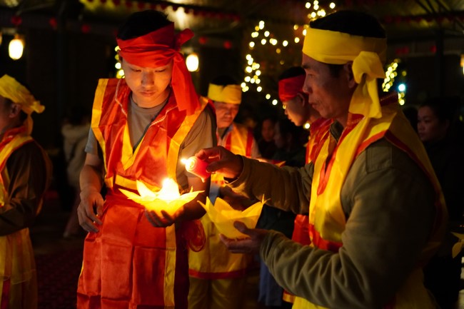 Three-Jewel Refuge Ceremony at Dai Co Viet Pagoda – Yen Bai
