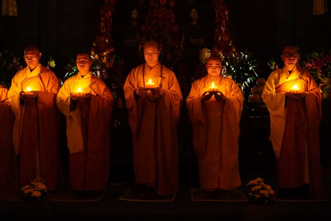 Three-Jewel Refuge Ceremony at Dai Co Viet Pagoda – Yen Bai