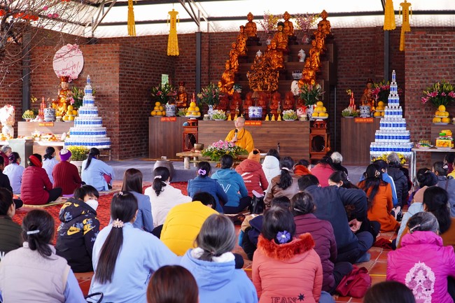 Three-Jewel Refuge Ceremony at Dai Co Viet Pagoda – Yen Bai