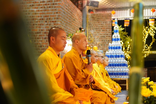 Three-Jewel Refuge Ceremony at Dai Co Viet Pagoda – Yen Bai