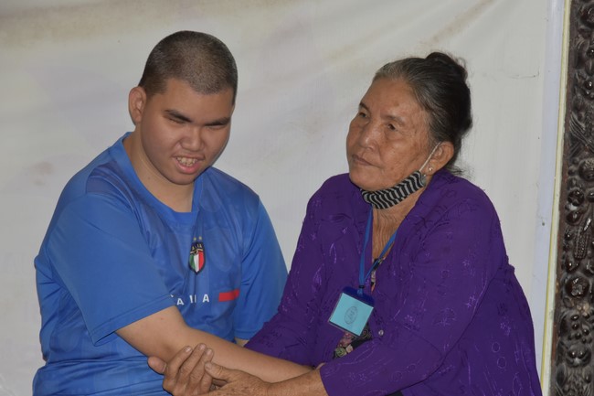 Tặng quà Tết cho hội người mù, các gia đình khó khăn, và phóng sanh tại các tỉnh Miền Tây